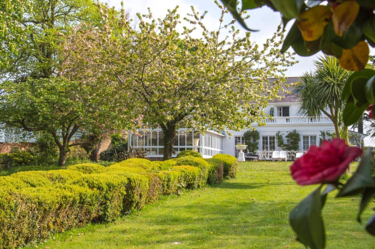 Cedar House Boutique B&B Burton  Exterior photo